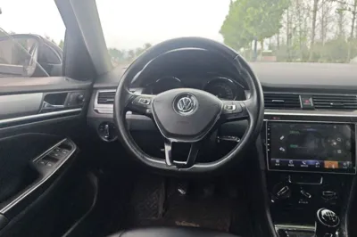 Volkswagen Bora 2018, 66500 км, за 4964 USD - фото 11