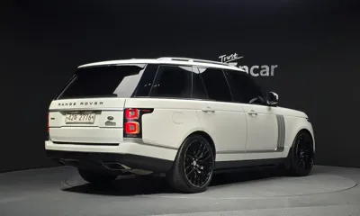 Land Rover Range Rover 2016, 119008 км, за 24380.57 USD