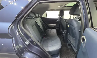 Hyundai Venue 2023, 61430 км, за 14441.38 USD - фото 31