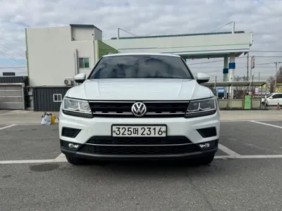 Volkswagen Tiguan 2020, 63853 км, за 14325.71 USD