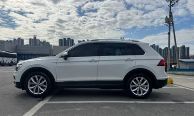 Volkswagen Tiguan 2020, 63853 км, за 14325.71 USD