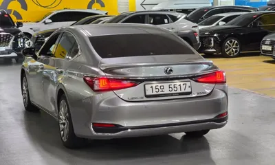 Lexus ES 2019, 55300 км, за 24484.71 USD