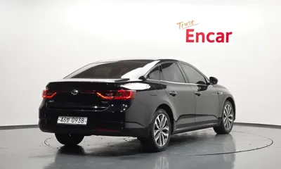 Renault-KoreaSamsung SM6 2016, 112020 км, за 3907.28 USD