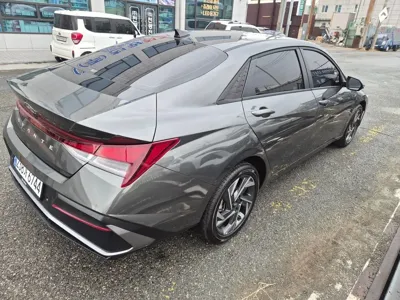 Hyundai Avante 2024, 12600 км, за 11684.39 USD