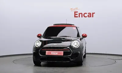 MINI Cooper 2019, 87337 км, за 11100.89 USD