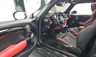 MINI Cooper 2019, 87337 км, за 11100.89 USD - фото 11