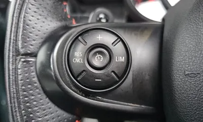 MINI Cooper 2019, 87337 км, за 11100.89 USD - фото 18