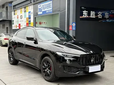 Maserati Levante 2018, 80000 км, за 28590.11 USD