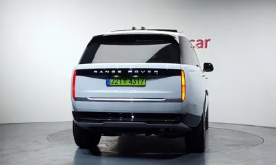 Land Rover Range Rover 2025, 4170 км, за 136536.7 USD