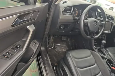 Volkswagen Tiguan L 2019, 118200 км, за 13016 USD - фото 5