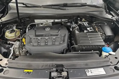 Volkswagen Tiguan L 2019, 118200 км, за 13016 USD - фото 12