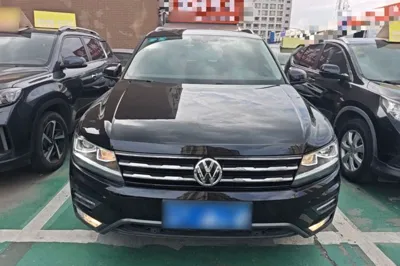 Volkswagen Tiguan L 2019, 118200 км, за 13016 USD - фото 15