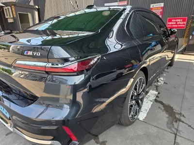 BMW i7 2024, 22100 км, за 102931.65 USD