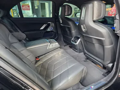 BMW i7 2024, 22100 км, за 102931.65 USD