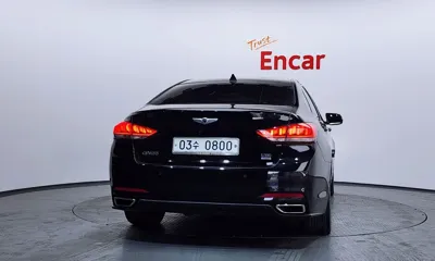 Hyundai Genesis 2016, 84020 км, за 9844.73 USD