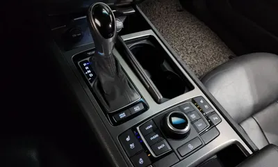 Hyundai Genesis 2016, 84020 км, за 9844.73 USD - фото 9