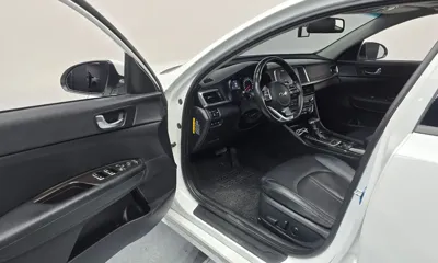 Kia K5 2019, 141688 км, за 6754.96 USD - фото 10