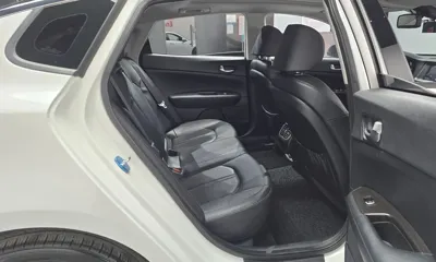 Kia K5 2019, 141688 км, за 6754.96 USD - фото 12