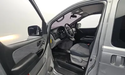 Hyundai Starex 2018, 123890 км, за 5185.77 USD - фото 10