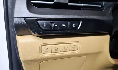 Kia Canival 2023, 15014 км, за 23127.05 USD - фото 28