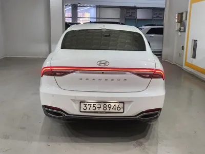 Hyundai Grandeur 2023, 338082 км, за 7680.19 USD