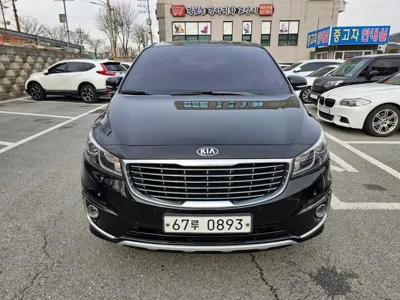 Kia Canival · 2016 год