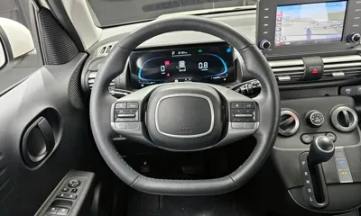 Hyundai Casper 2024, 11751 км, за 9844.73 USD - фото 13