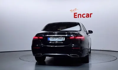 Mercedes-Benz E-Class 2023, 97891 км, за 23778.51 USD