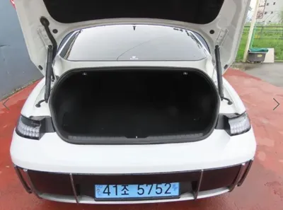 Hyundai Ioniq6 2025, 41165 км, за 19686.23 USD