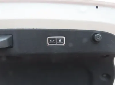 Hyundai Ioniq6 2025, 41165 км, за 19686.23 USD - фото 6