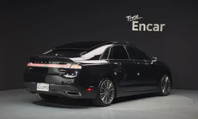 Lincoln MKZ 2016, 113739 км, за 4225.44 USD
