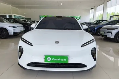 Nio ET5T 2023, 26000 км, за 28654 USD