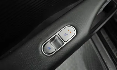 Hyundai Ioniq6 2023, 80276 км, за 18540.22 USD - фото 27
