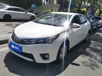 Toyota Corolla · 2015 год