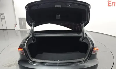 Hyundai Grandeur 2020, 28235 км, за 16214.1 USD - фото 32