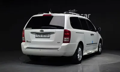 Kia Canival 2012, 132020 км, за 3243.84 USD