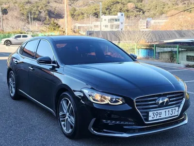 Hyundai Grandeur 2018, 118000 км, за 9441.94 USD
