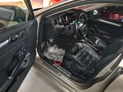 Volkswagen Lamando 2016, 158100 км, за 5707.59 USD - фото 16