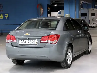 ChevroletGMDaewoo Cruze 2012, 133419 км, за 1247.21 USD