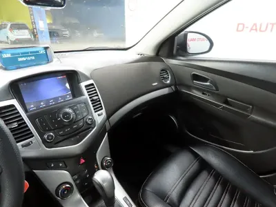 ChevroletGMDaewoo Cruze 2012, 133419 км, за 1247.21 USD - фото 17