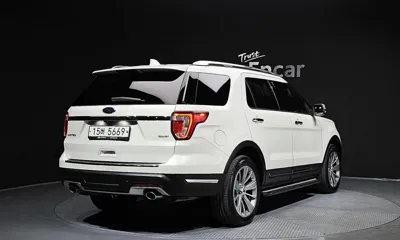 Ford Explorer 2018, 83775 км, за 12110.76 USD