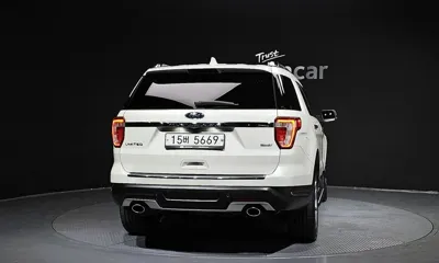 Ford Explorer 2018, 83775 км, за 12110.76 USD