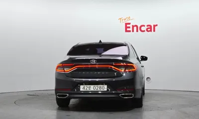 Hyundai Grandeur 2017, 137440 км, за 6402.38 USD