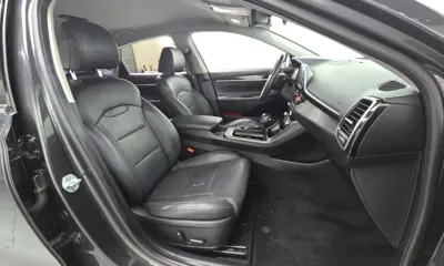 Hyundai Grandeur 2017, 137440 км, за 6360.77 USD - фото 11