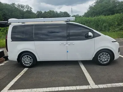 Hyundai Staria 2022, 39125 км, за 18071.89 USD
