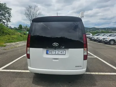Hyundai Staria 2022, 39125 км, за 18071.89 USD