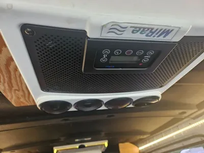Hyundai Staria 2022, 39125 км, за 18071.89 USD - фото 8