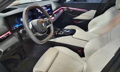 BMW 5-Series 2025, 10683 км, за 32828.44 USD - фото 10