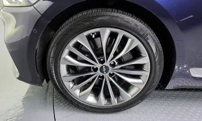 Kia K9 2022, 64009 км, за 23231.76 USD