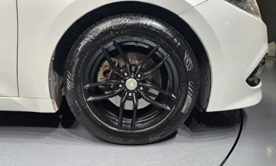 Hyundai Grandeur 2015, 143884 км, за 4269.57 USD
